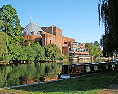 240px-Royal_Shakespeare_Theatre_and_River_Avon2